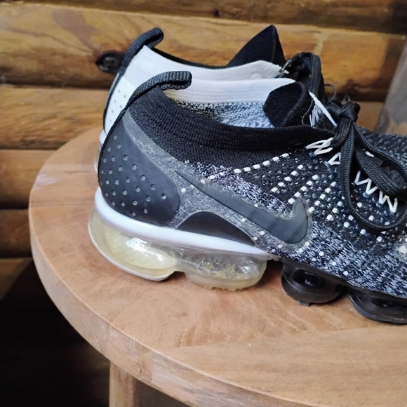 Nike Air VaporMax Flyknit 2 Orca 2019 942842-016 Mens Size 7 Pre-owned No Box - Picture 4 of 12